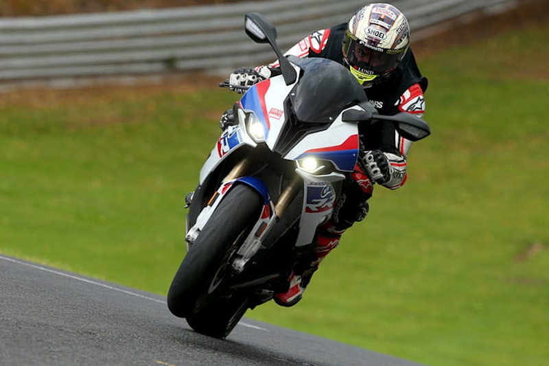 Aprilia RSV4 1100 Factory vs. BMW S1000RR Review