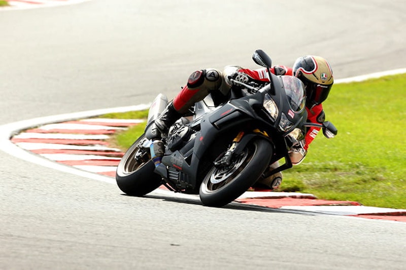 Aprilia RSV4 1100 Factory vs. BMW S1000RR Review