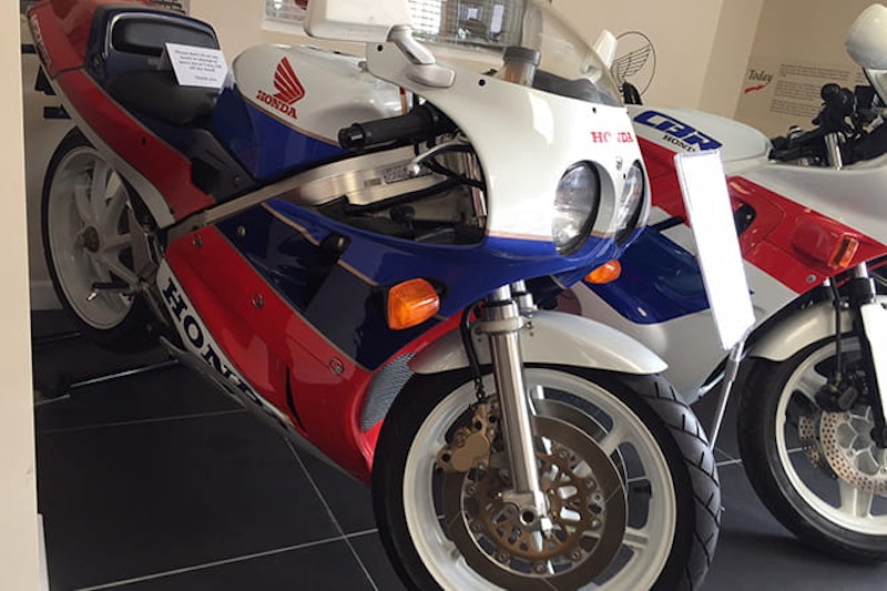 Honda RC30 (VFR750R)