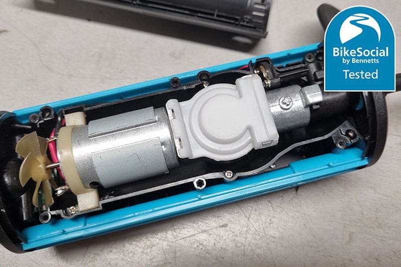 Ring handheld tyre inflator pump RTC2000 review_16