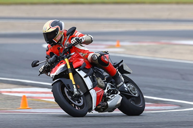 Which style of bike is best in the bends_03