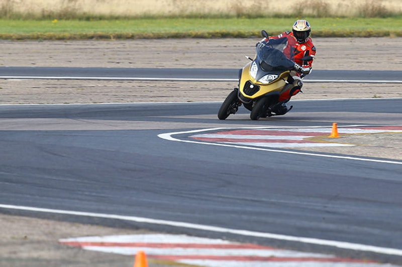 Which style of bike is best in the bends_05