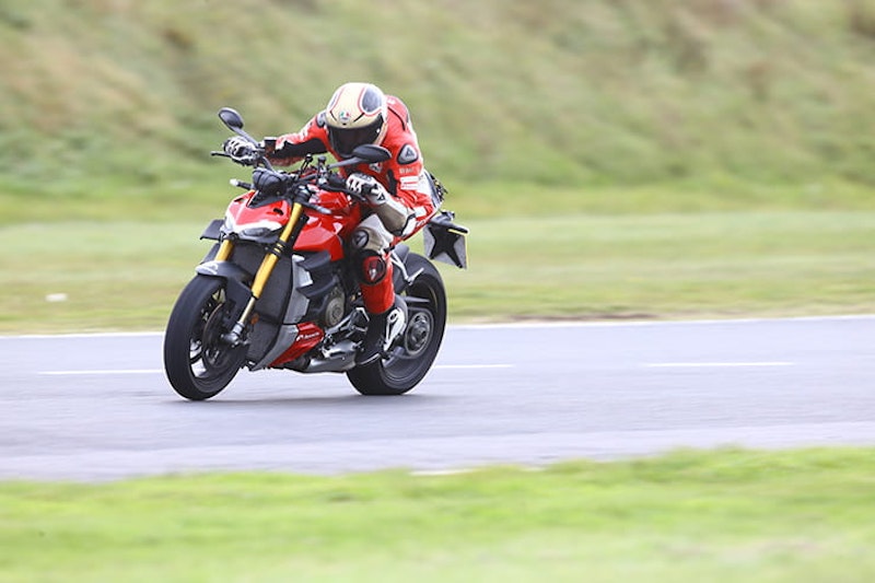 Which style of bike is best in the bends_21