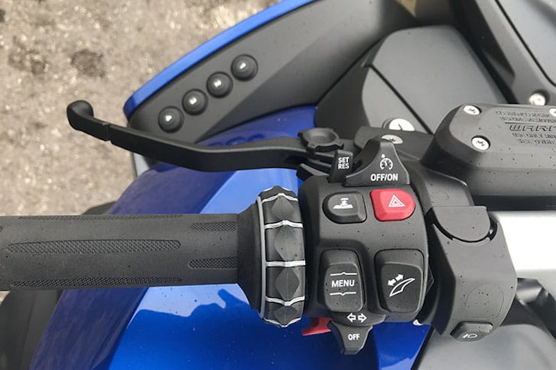 2021 BMW R1250RT (1)