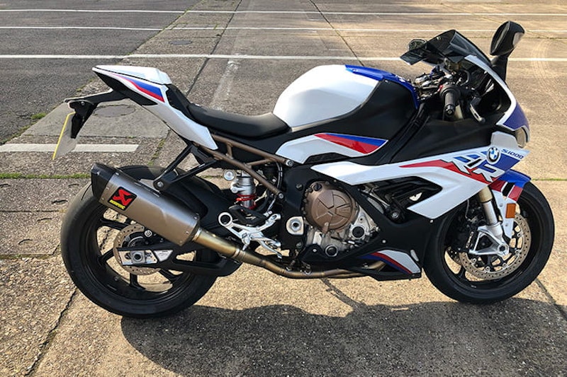 BMW S1000RR M (2019): Performance testing, dyno and full Akropovič system