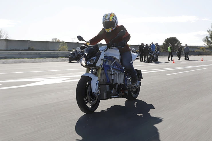BMW eRoadster Prototype Electric Bike - Ridden