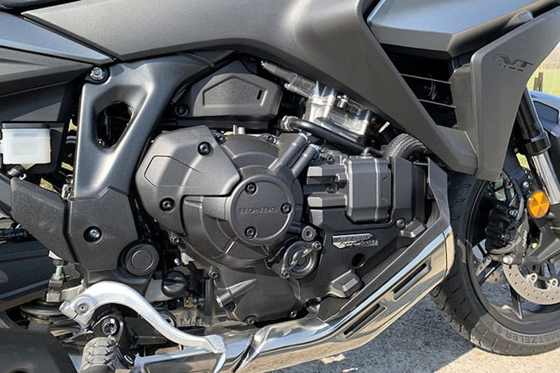 Honda NT1100 2022 long term review price spec_15