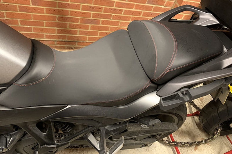 Honda NT1100 2022 long term review price spec_537