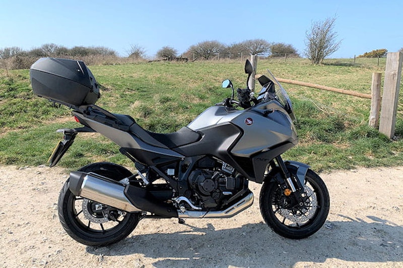 Honda NT1100 2022 long term review price spec_28