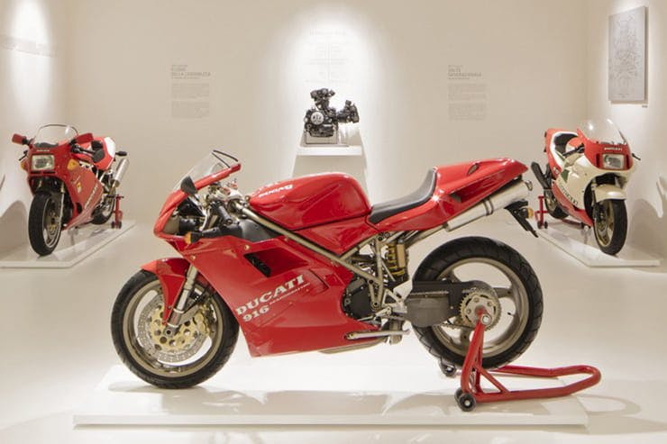 25 years of the iconic Ducati 916