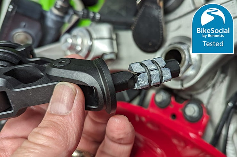 Quad Lock review motorcycle phone mount_49