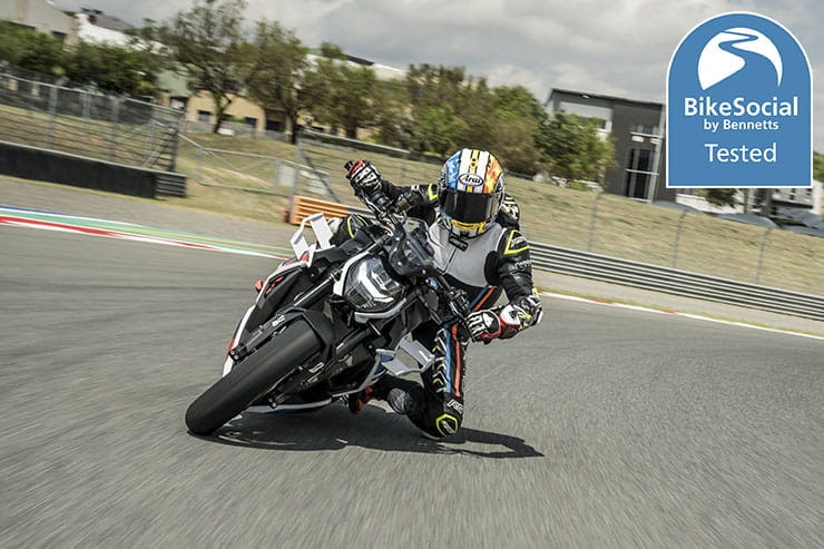 Bridgestone Battlax Hypersport S23 tyre review_46