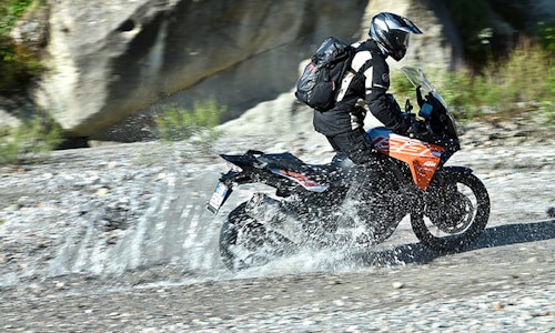 Tested: Metzeler Karoo Street adventure tyre review