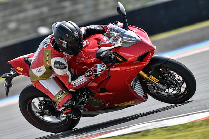 Tested: Pirelli Diablo Rosso Corsa II review