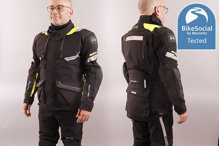 Richa Armada review motorcycle waterproof_02