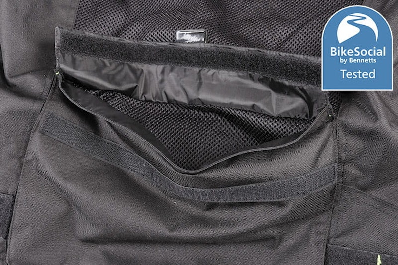 Spada Alberta review layered motorcycle kit_03