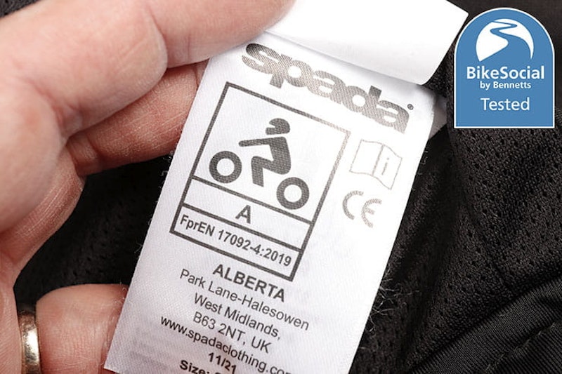 Spada Alberta review layered motorcycle kit_06