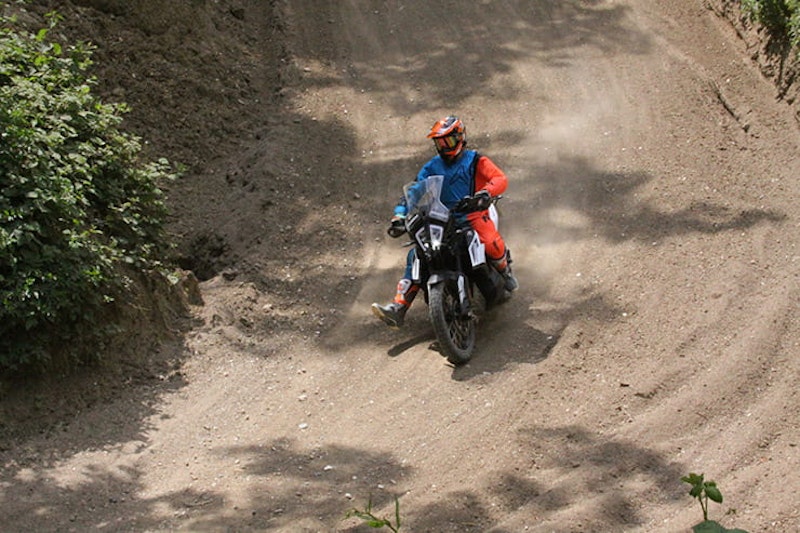 KTM 790 Adventure off-road  - raising the bar