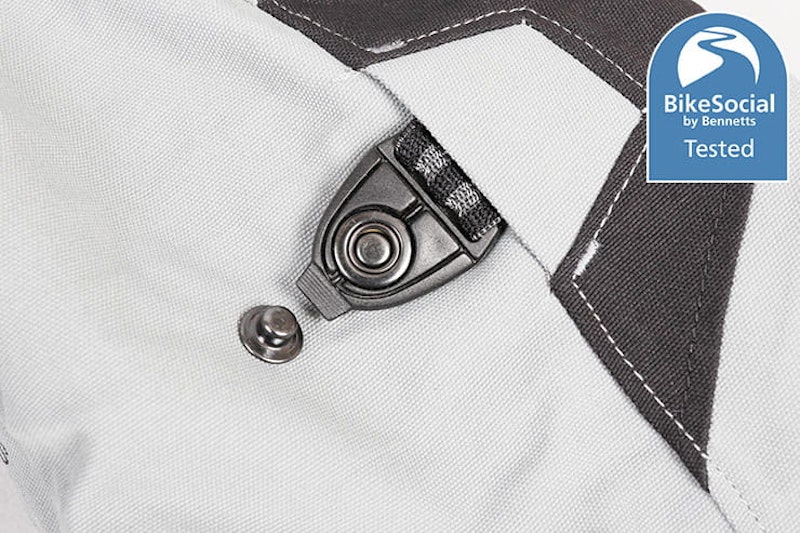 Lindstrands Sunne review motorcycle textiles waterproof_19