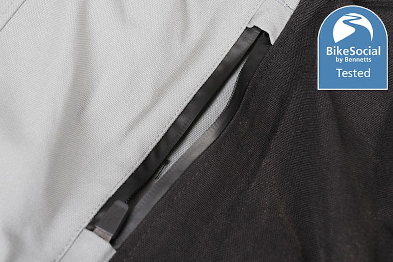 Lindstrands Sunne review motorcycle textiles waterproof_26