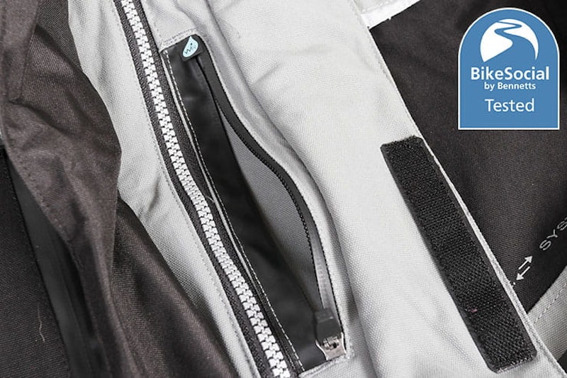 Lindstrands Sunne review motorcycle textiles waterproof_07