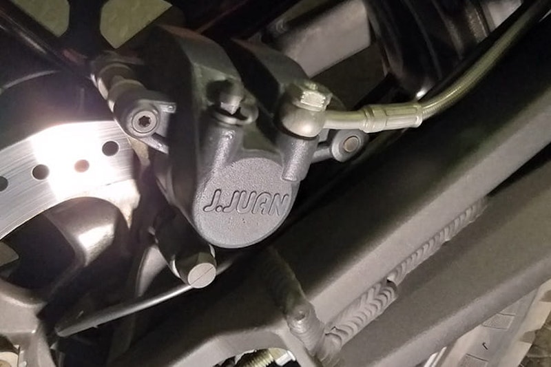 Just how practical is a Zero DSR for someone who commutes 100 miles a day? Full long-term owner review of this electric motorcycle… does it have the range?