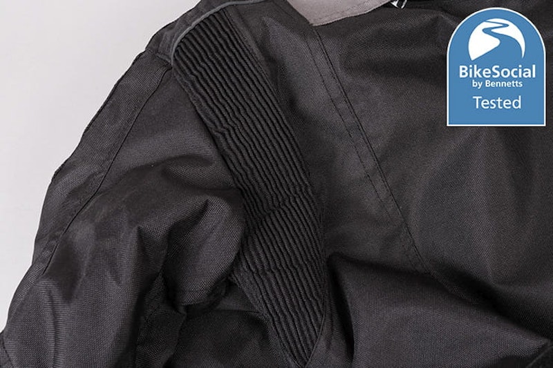 Spada Zorst review budget motorcycle jacket_15