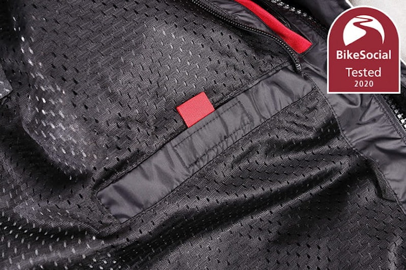 Oxford’s laminate all year-round CE riding suit has a high spec for less than £500. Does it measure up?