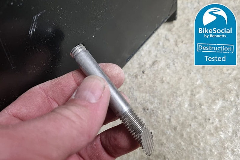 apex pro ground anchor review image4security_19