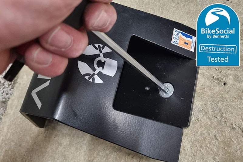 apex pro ground anchor review image4security_22