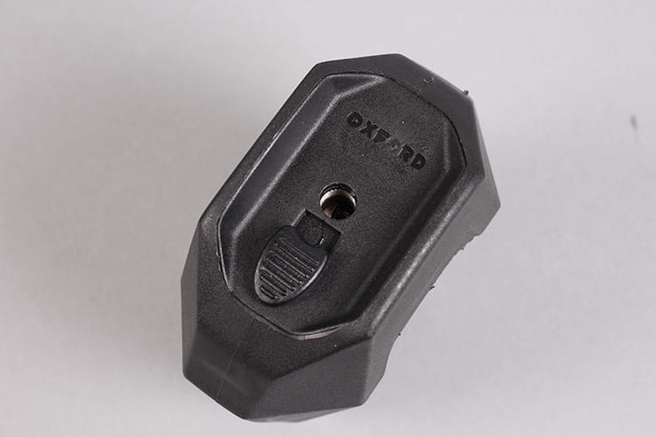 Oxford Hardcore XL chain and padlock keyhole