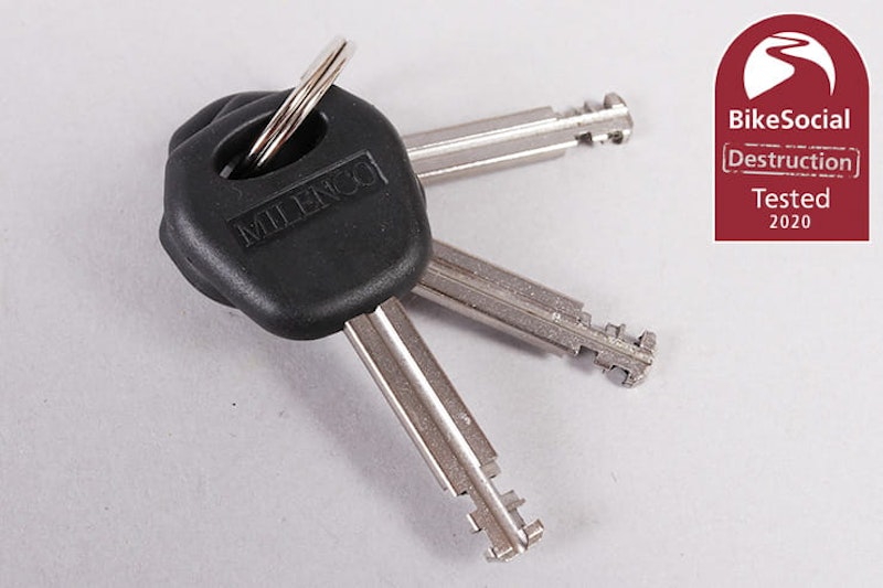 Full destruction test review of the Dundrod 14mm U-lock and 12mm chain – is this portable security option worth buying?