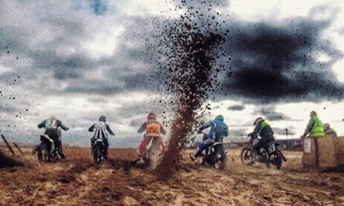 BikeSocial races a Harley-Davidson Street Rod at Mablethorpe