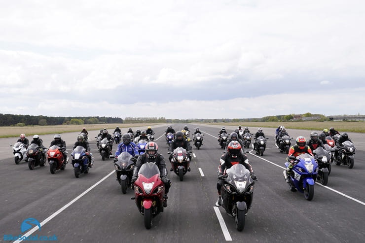 BikeSocial Busa Bonanza Elvington Straighliners_01
