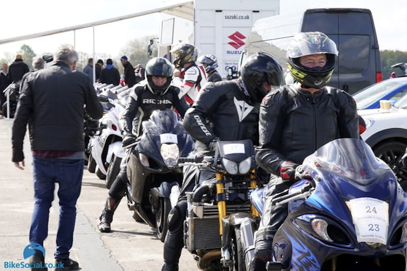 BikeSocial Busa Bonanza Elvington Straighliners_06