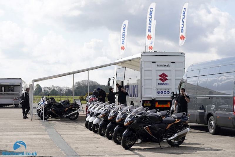 BikeSocial Busa Bonanza Elvington Straighliners_08