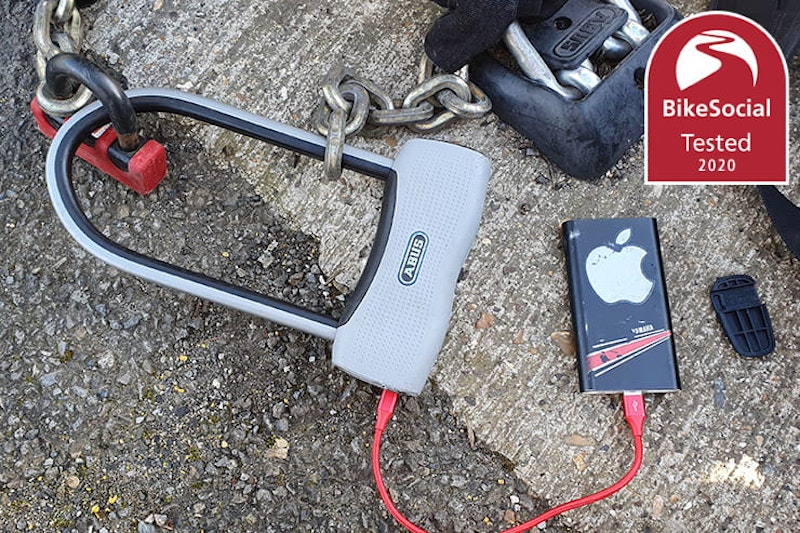 The Abus 770A SmartX Bluetooth U-lock on review here is a clever hands-free security device for motorcycle and bicycles, but it has one serious flaw…