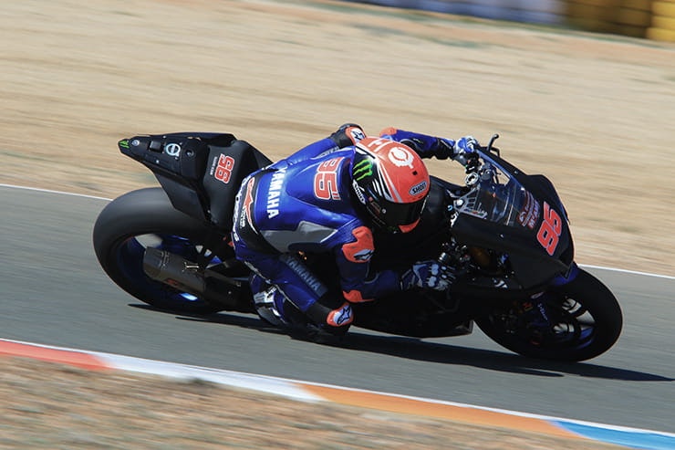 We look at the speed difference between a road-going 2020 Yamaha YZF-R1 and the 2020 McAMS Yamaha R1 to be raced in the Bennetts BSB Championship