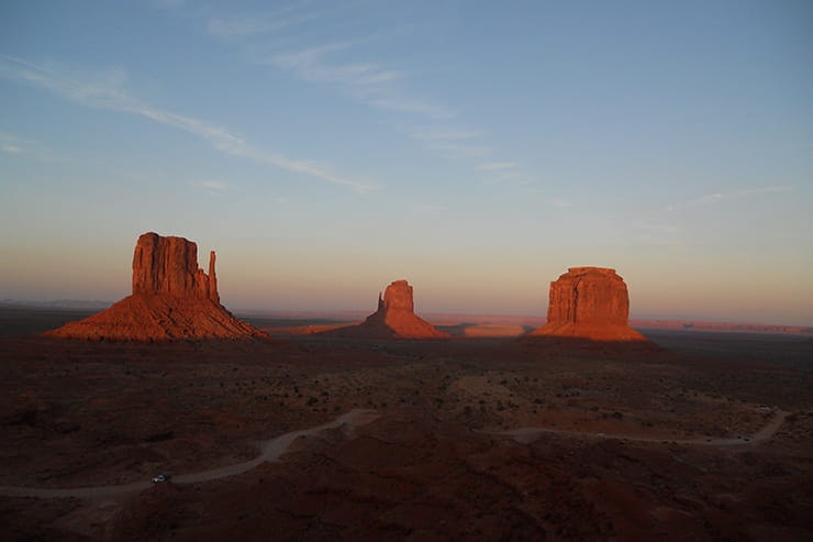 The roads aren’t all straight, riding in cities is easy, the locals are friendly and many more reasons to ride in the USA