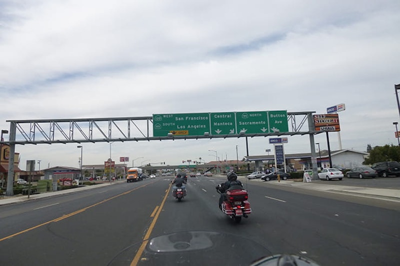 The roads aren’t all straight, riding in cities is easy, the locals are friendly and many more reasons to ride in the USA