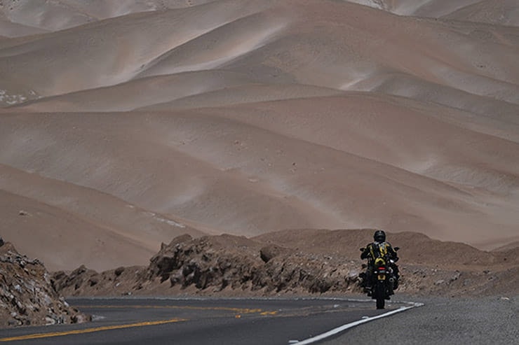 Around the world lap record holder, Nick Sanders, choses his favourite ten roads to ride on and there’s Google Maps links too