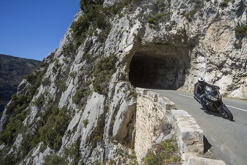 How to ride a motorcycle in France (2018)