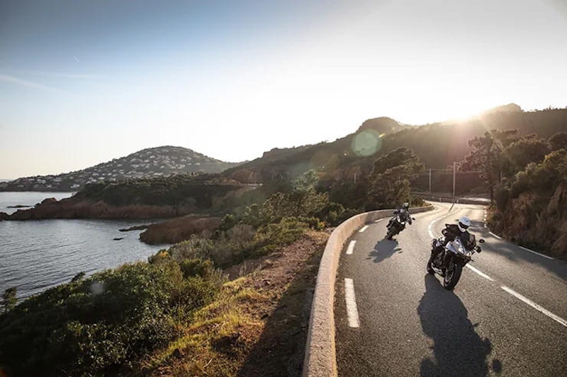 how to ride motorcycle in europe law rules_01