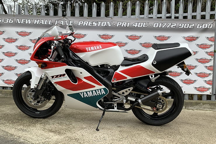 Classic bike review 1991 Yamaha TZR250R