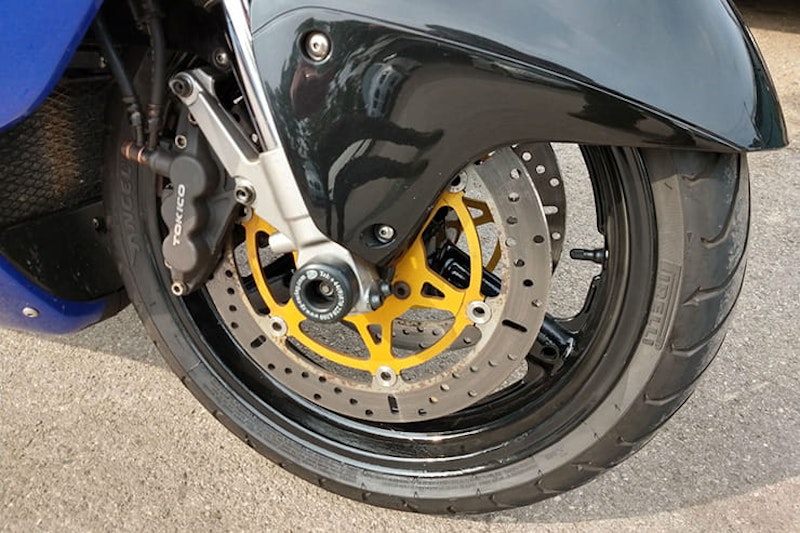 Modern classic Suzuki GSX1300R Hayabusa