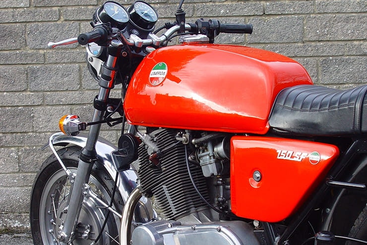Classic Review Laverda 750 | BikeSocial
