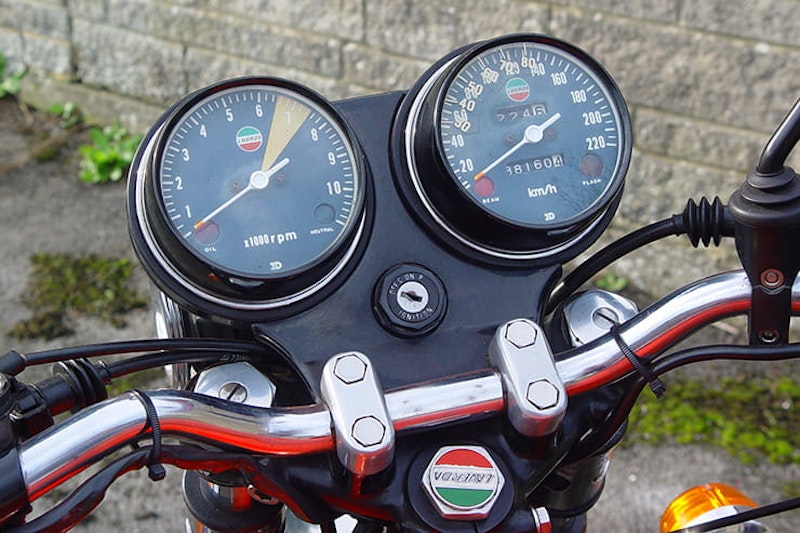 Classic Review Laverda 750 | BikeSocial