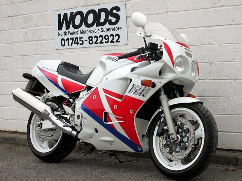 Modern Classic Used Bike Guide Yamaha FZR1000R EXUP