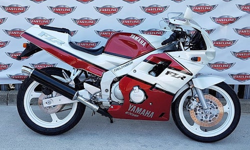Yamaha FZR250R Review (1990) - Modern Classic Buying Guide