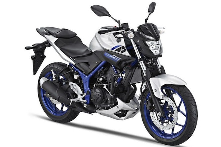Yamaha MT-03 getting closer...